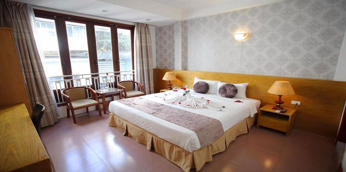 Mayhouse Travel Hanoi Esterno foto